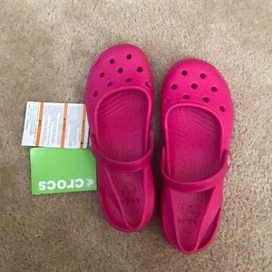 NEW Crocs
